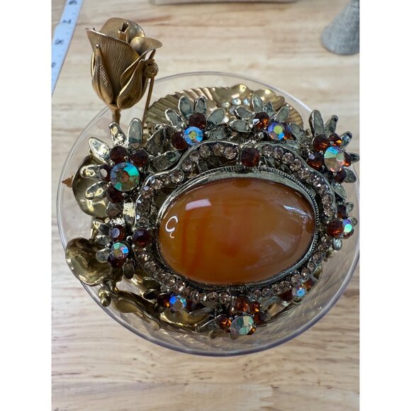 Gold Tone Wearable Jewelry Lot Mixed Styles & Pieces Includes Rhinestone Brooch - Picture 2 of 12